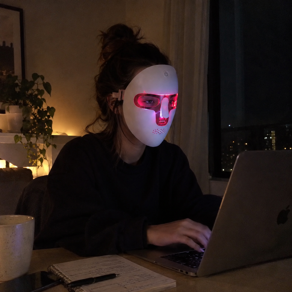 RedGloow™ Light Therapy Mask